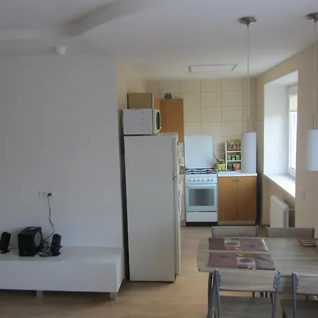 Cozy Near City Center كلابيدا